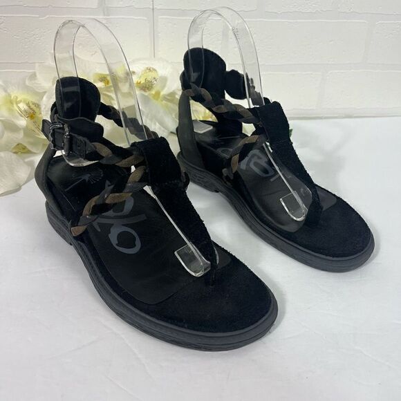 OTBT Earthly sandals black
Women’s size 6M - Picture 1 of 12